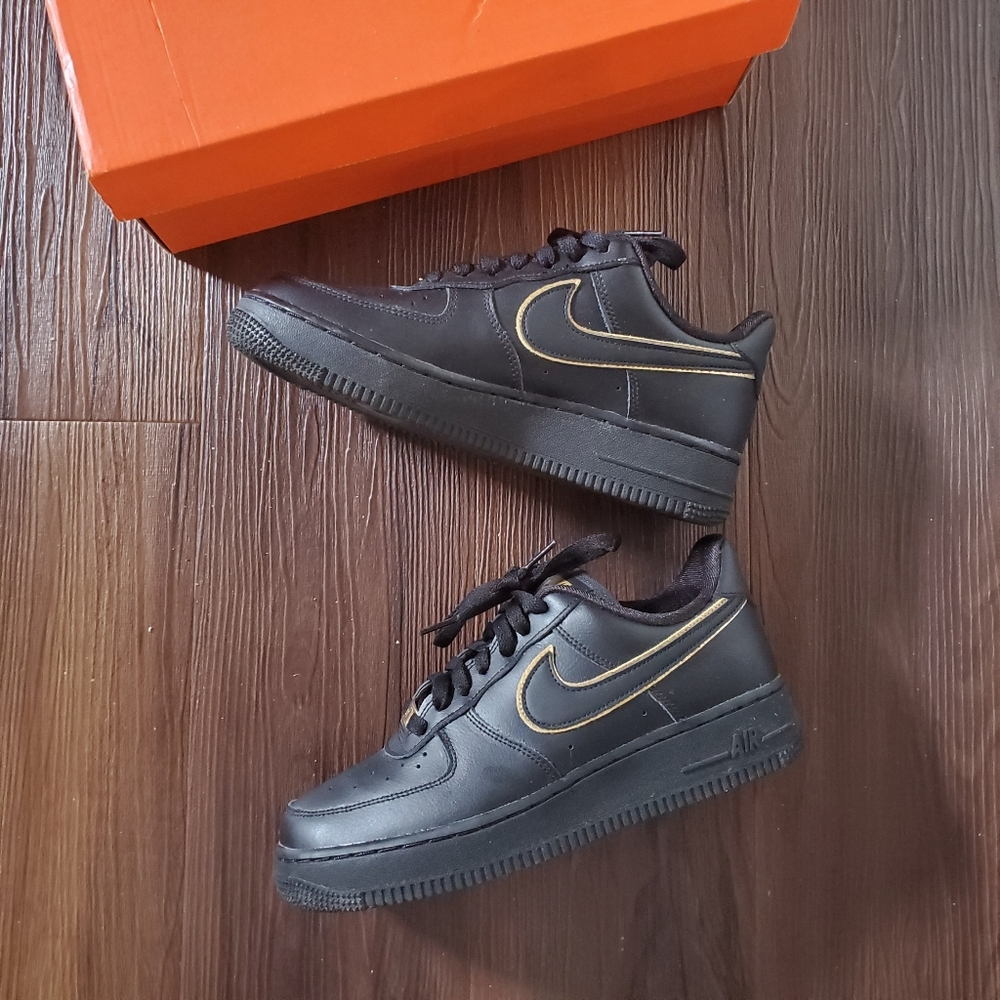 Nike Air Force 1 Low '07 Essential